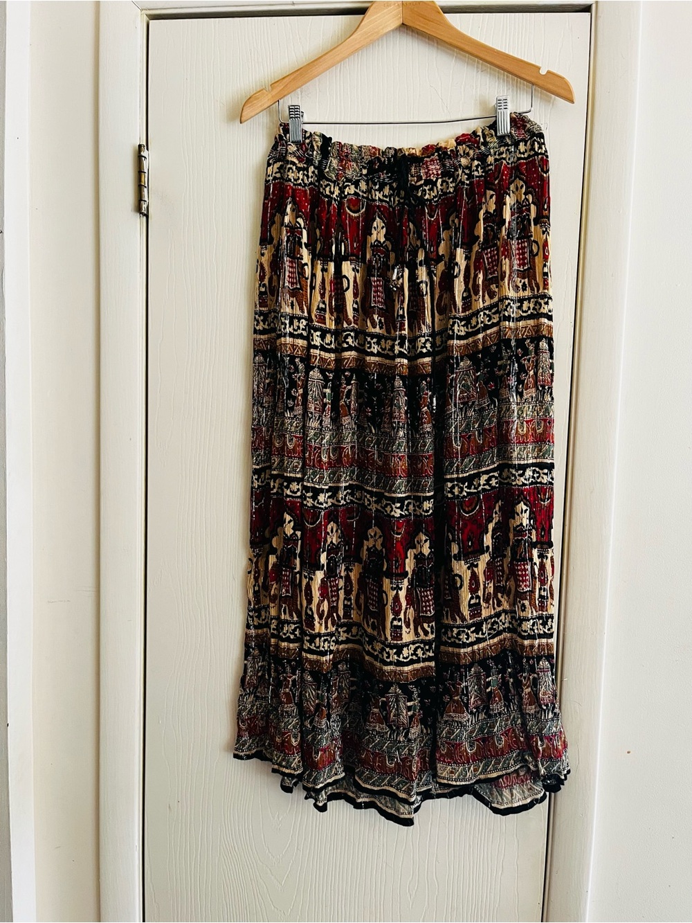 VTG 90s India Broomstick Crinkle Metallic Thread Boho Hippie Festival Maxi Skirt